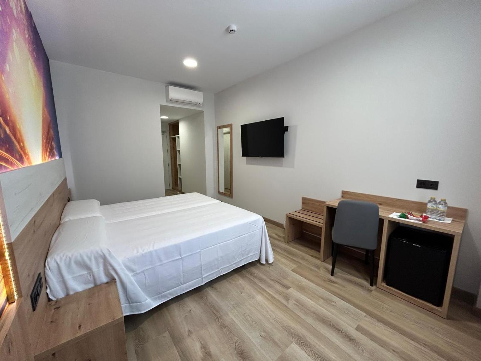 Hotel Javalambre La Puebla De Valverde Kültér fotó